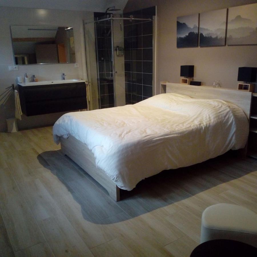 L'Anagramme, Chambres, Table D'Hotes Et Gite Pour Adultes, Naturistes Ou Non ! Cindre Bagian luar foto