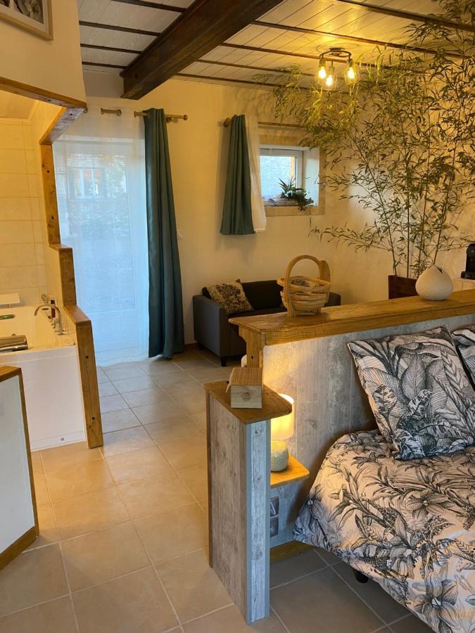 L'Anagramme, Chambres, Table D'Hotes Et Gite Pour Adultes, Naturistes Ou Non ! Cindre Bagian luar foto