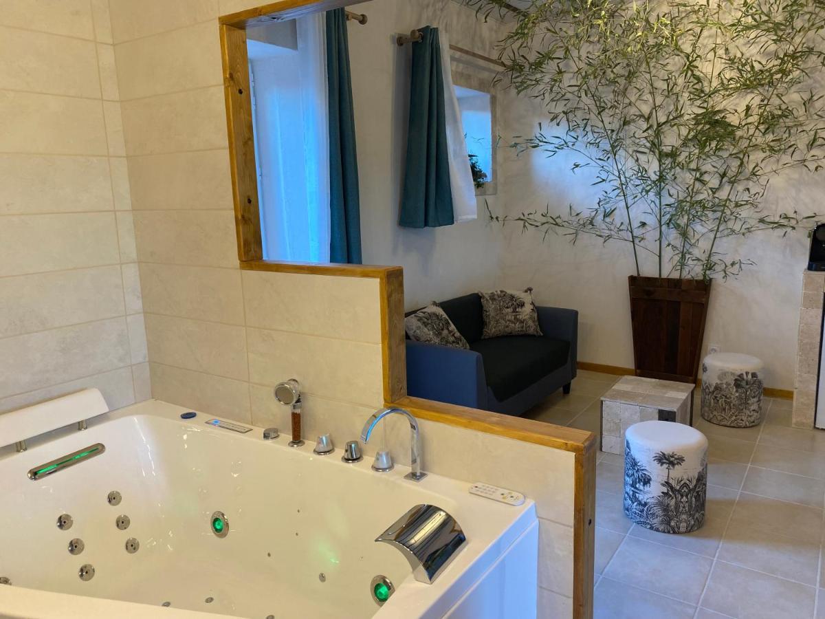 L'Anagramme, Chambres, Table D'Hotes Et Gite Pour Adultes, Naturistes Ou Non ! Cindre Bagian luar foto